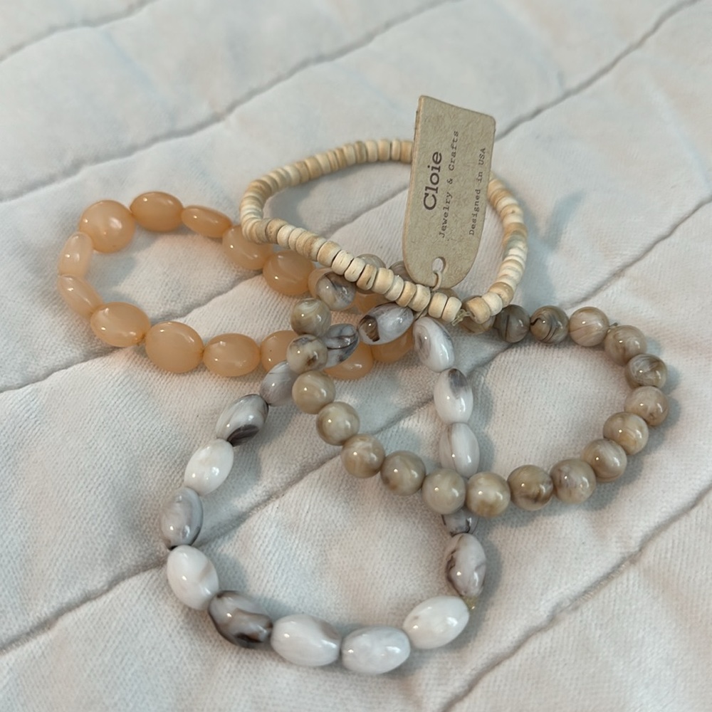 Cloie Jewelry & Crafts 4 piece beaded bracelet set NWT - Picture 3 of 3